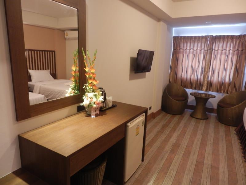 Oyo 120 Ja Siam City Near Bangkok Hospital Pattaya Ngoại thất bức ảnh