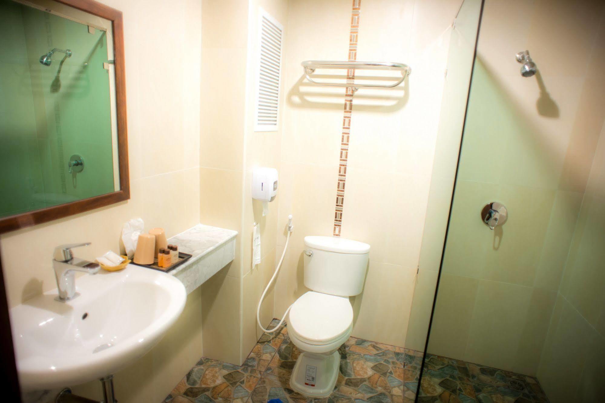 Oyo 120 Ja Siam City Near Bangkok Hospital Pattaya Ngoại thất bức ảnh