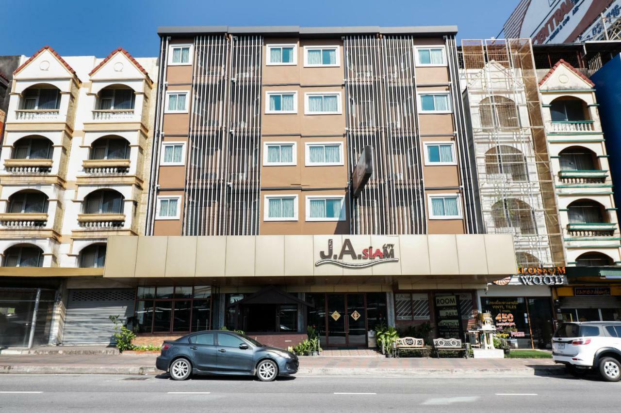 Oyo 120 Ja Siam City Near Bangkok Hospital Pattaya Ngoại thất bức ảnh